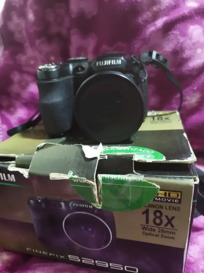 Camara fotografíca Fujifilm Finepix s 2950 - 1