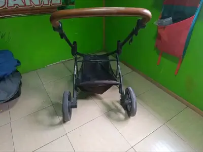 Coche Bebesit - miniatura 2