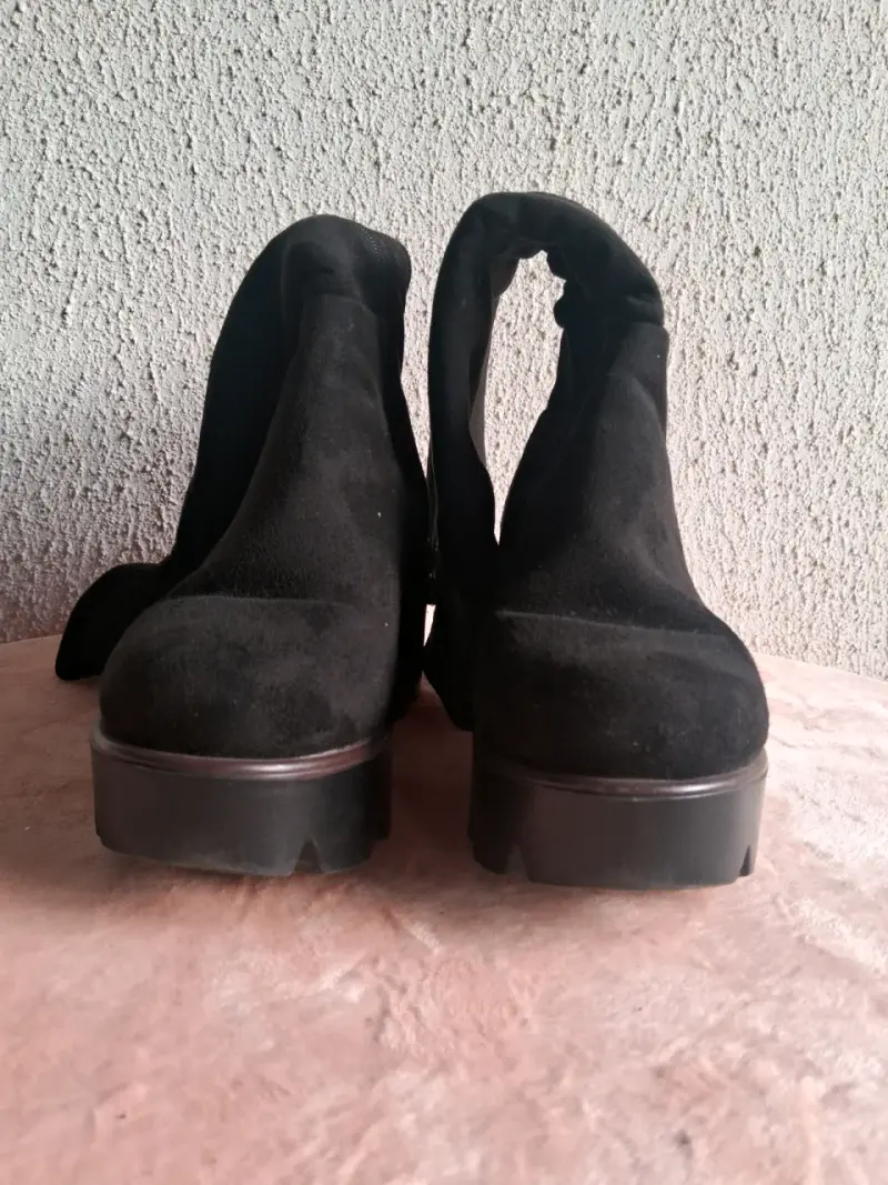 Botas largas, doble cierre, tipo gamuza. Negras - 4