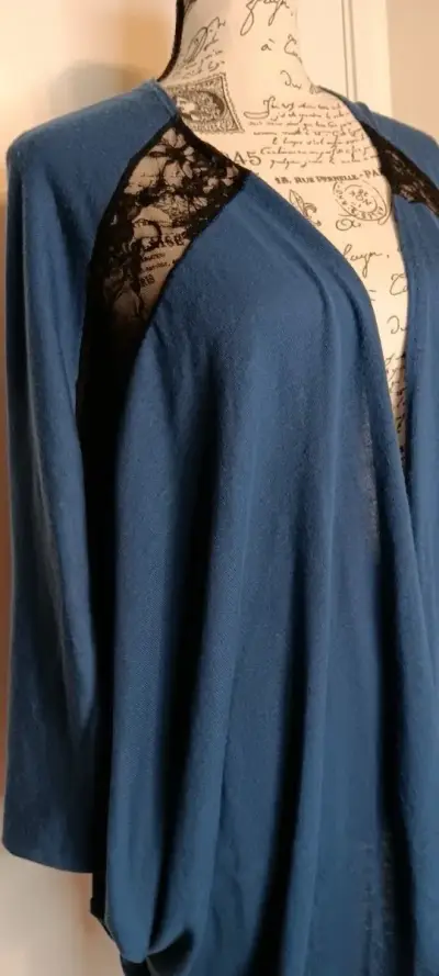Cardigan Mighty fine Marvel Agents of S.H.I.E.L.D - miniatura 4