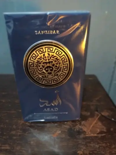 Set de perfumes y lociones - miniatura 2