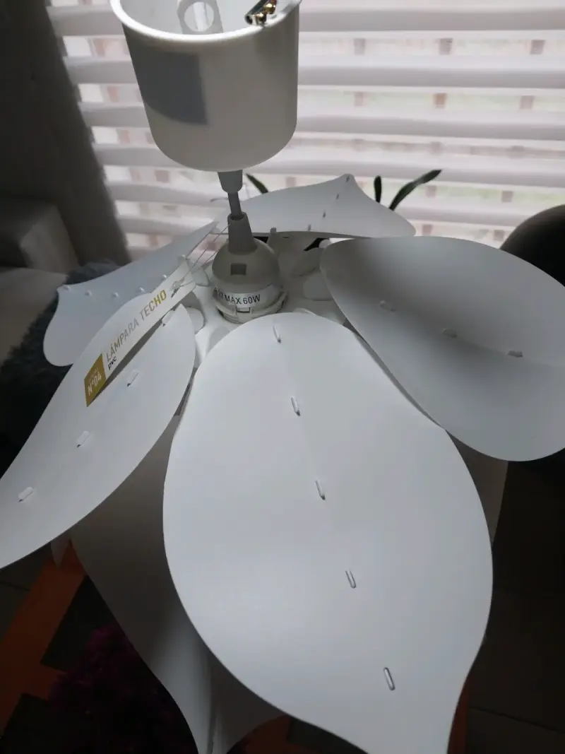 Lampara techo forma flor - 3