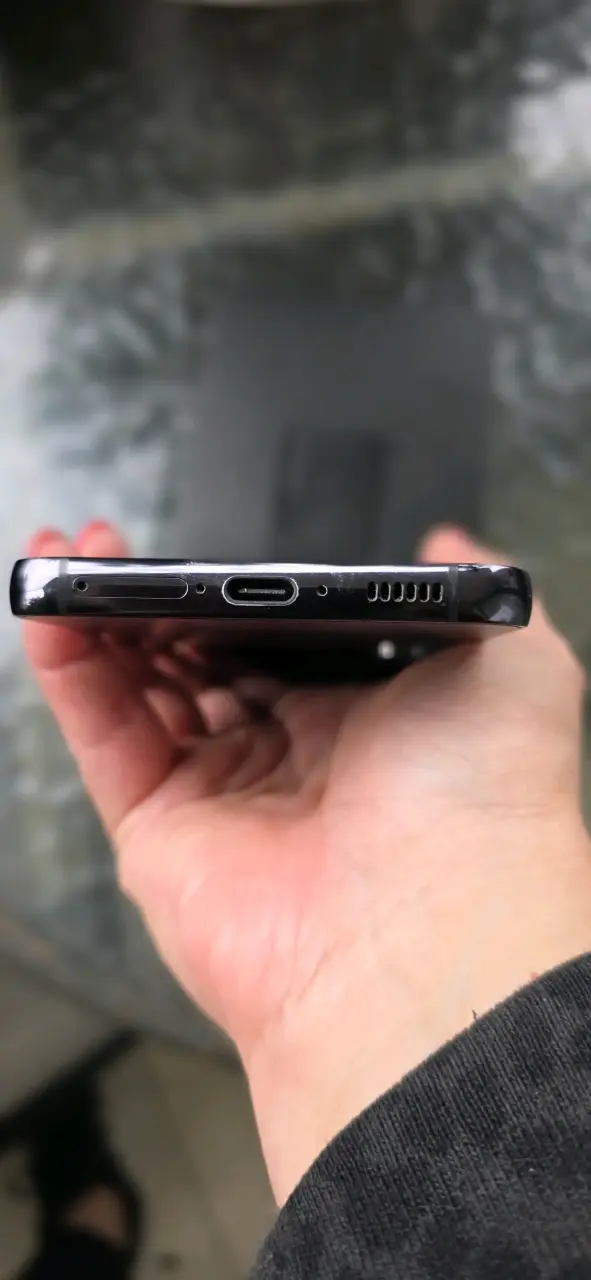 Samsung Galaxy S23 - 5
