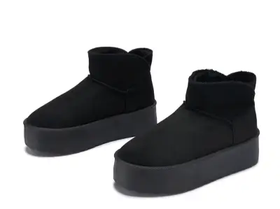 Botas nuevas - miniatura 5