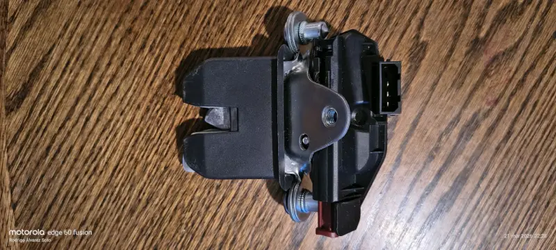 Cerradura electrónica VW POLO 2016 - 1