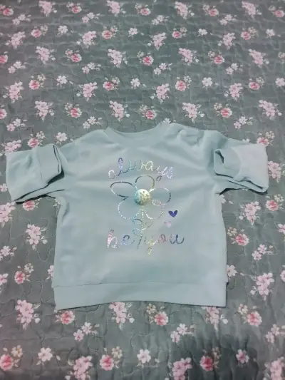 Vendó ropa de mi bebé(NIÑA) - miniatura 2