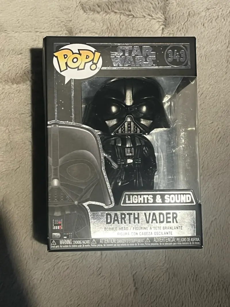 Funko Pop Darth Vader 343 - 1