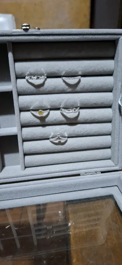 Aros anillos y cadenas - miniatura 1