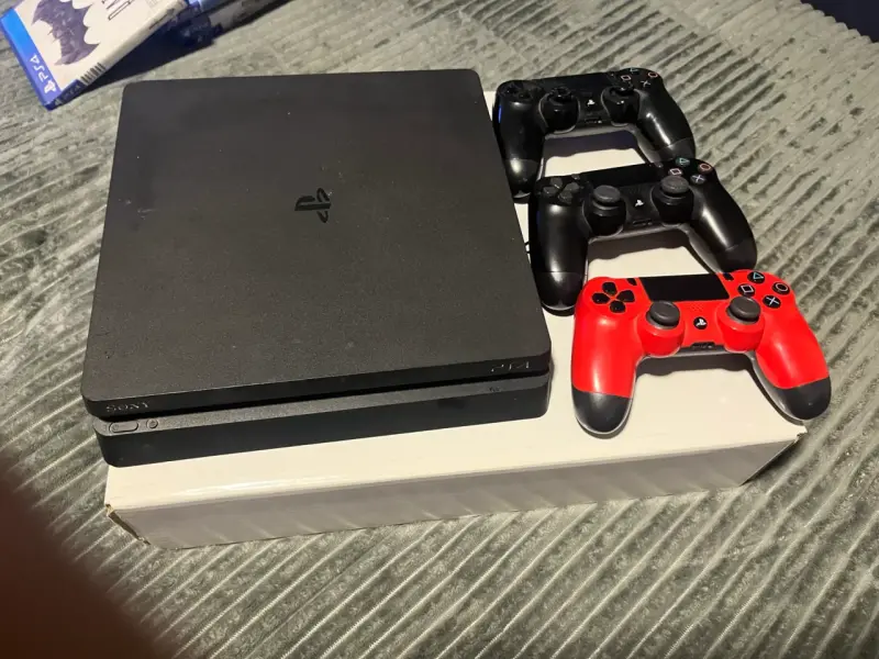 PS4 Slim 1 Tb - 2