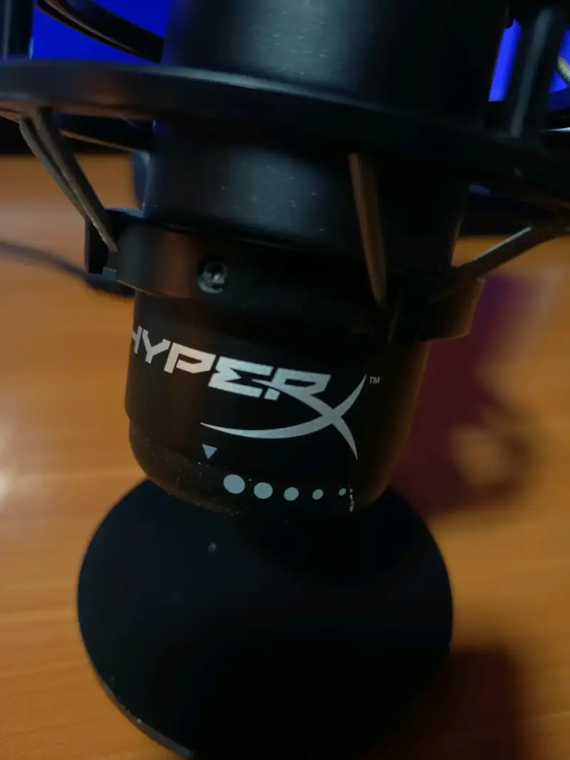 HyperX QuadCast S - 3