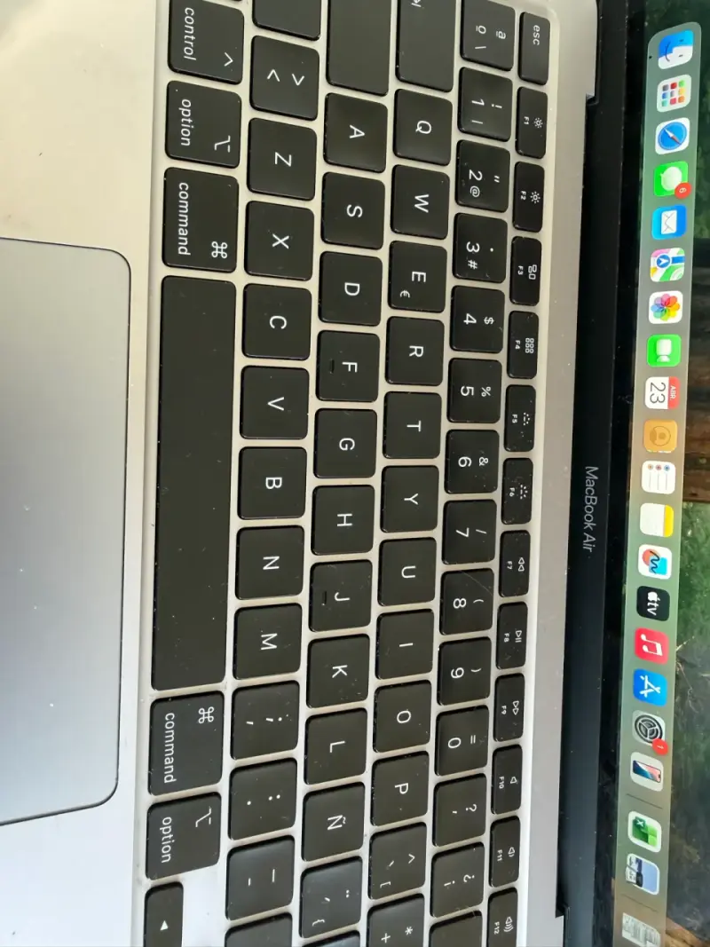 MacBook Air Intel i3 2020 - 3