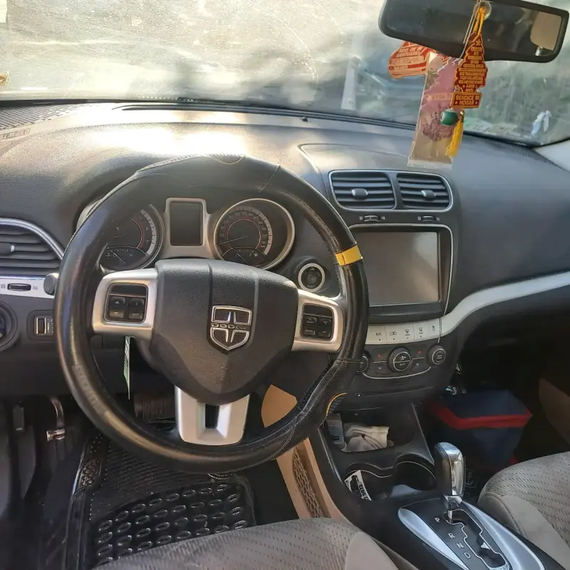 Vendo para reparo dodge journey - 2