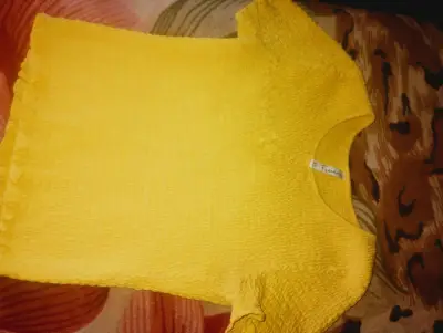 Ropa en buen estado - miniatura 1