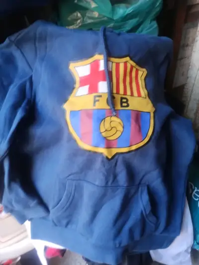 Ropa en buen estado - miniatura 5