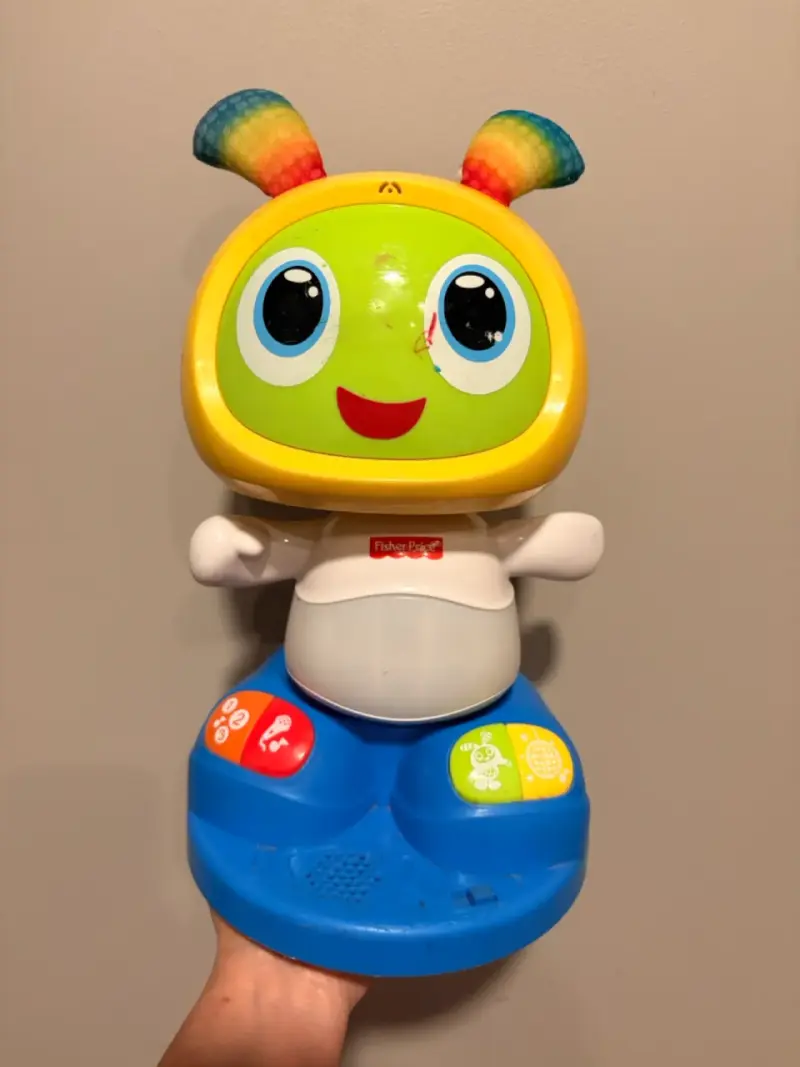 ROBOT BAILABLE BEBÉ