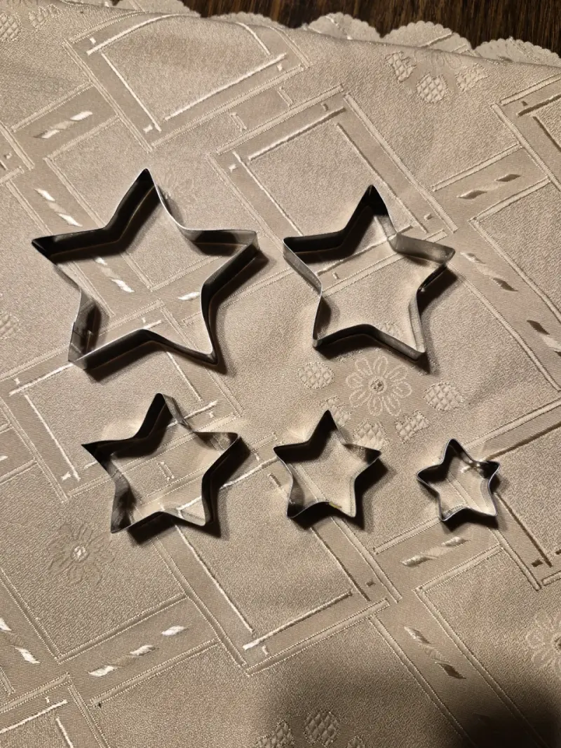 5 moldes metálicos en forma de estrella - 2