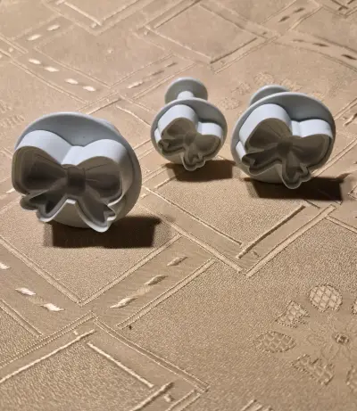 Moldes cortador de galletas forma de lazo - miniatura 1