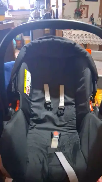 Silla para auto - miniatura 1
