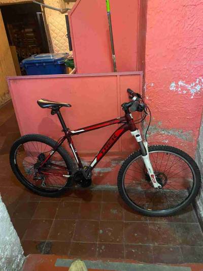 Bicicleta trek - miniatura 2