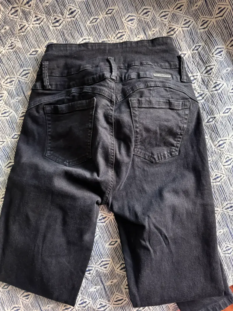 Jeans mossimo negro - 1