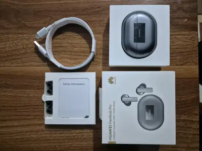 Auriculares Huawei Freebuds Pro (Model T0003) - miniatura 1