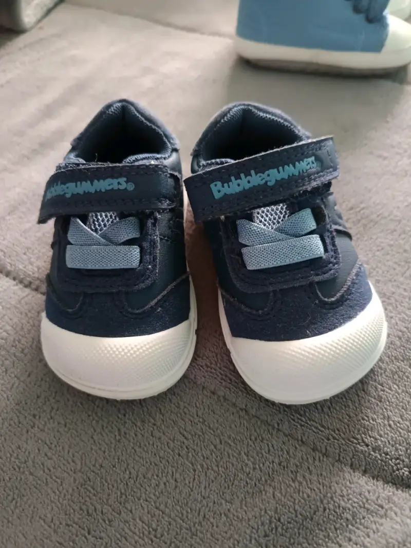 Ropa niño y zapatillas - 2
