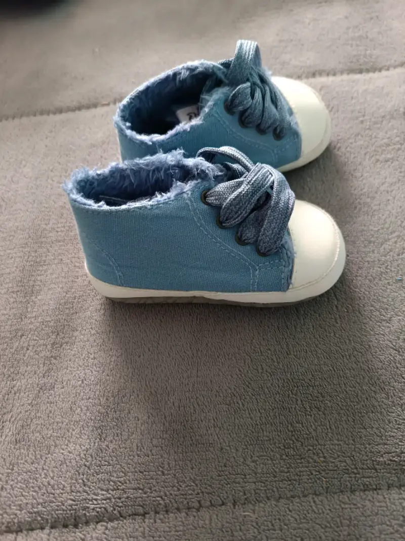 Ropa niño y zapatillas - 3