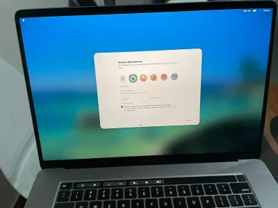 MacBook pro i7  del 2019 - miniatura 4