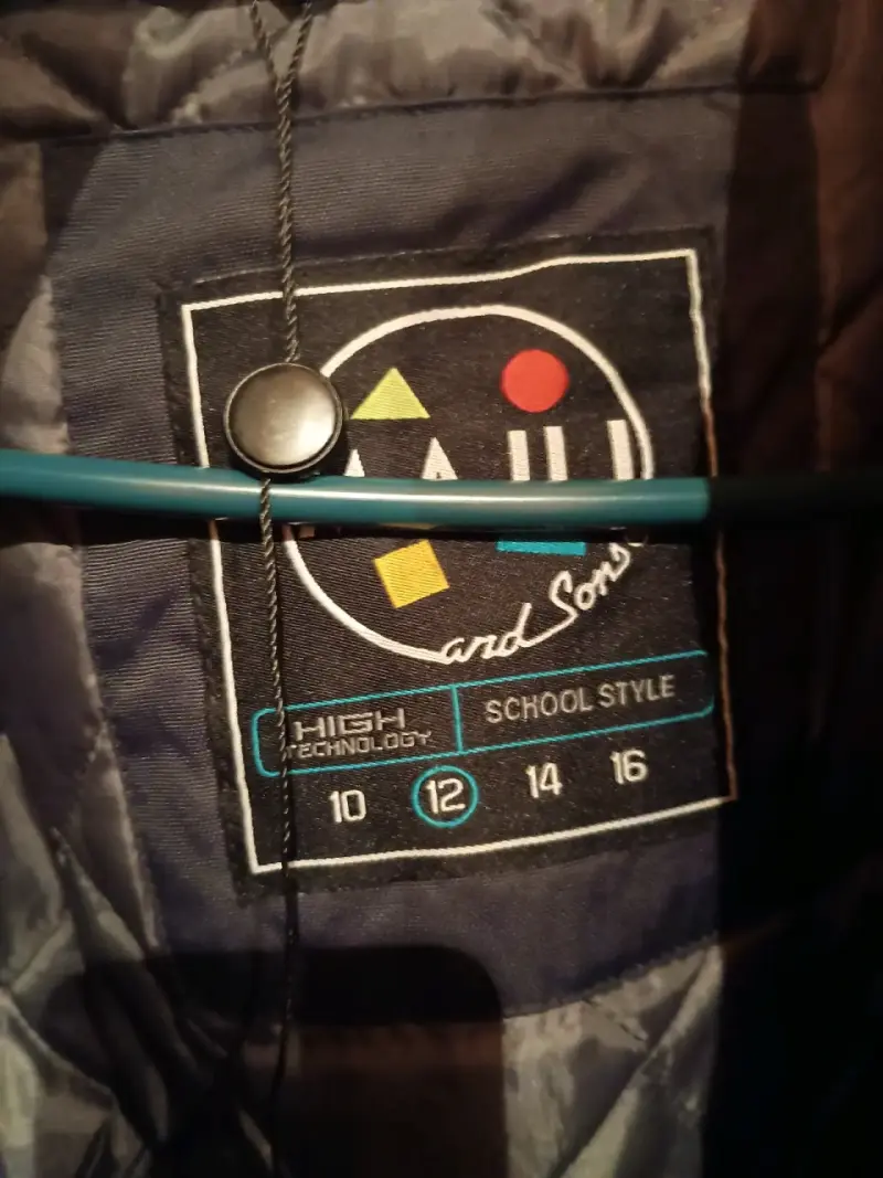 Parka colegio talla 12 Maui - 3