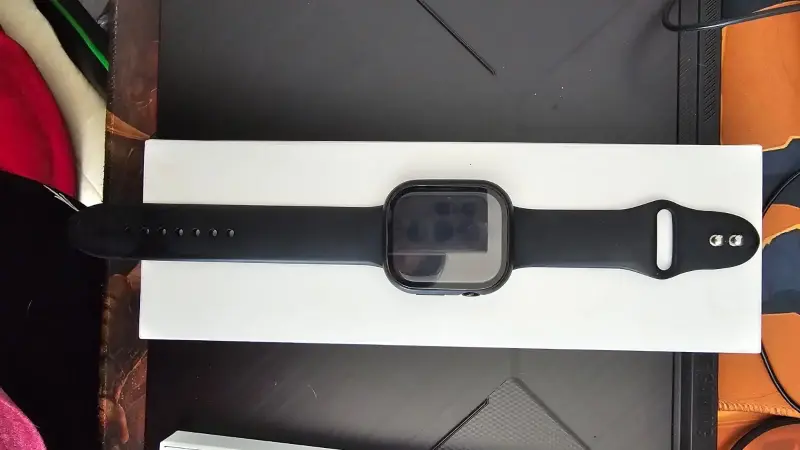 Apple watch series 10 - 1
