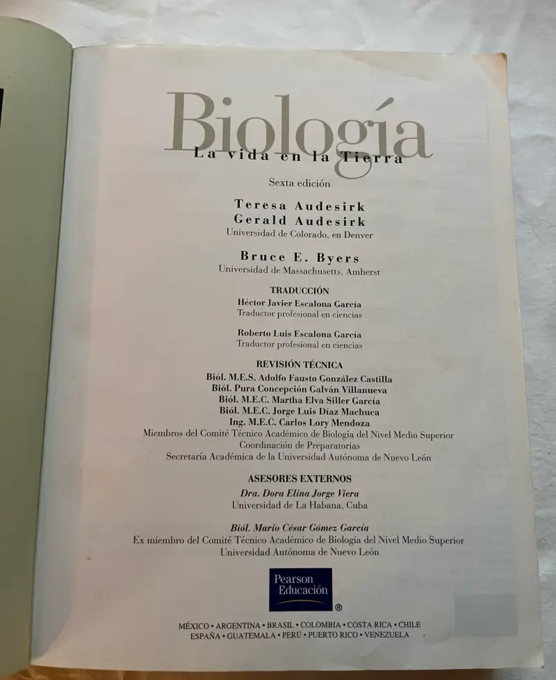 Libro Biología: La vida en la tierra - 3