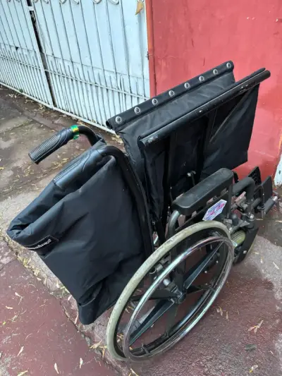 Silla de rueda bariatríca - miniatura 5