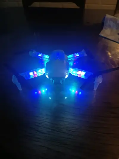 Drone con CAMARA y LUCES LED - miniatura 4
