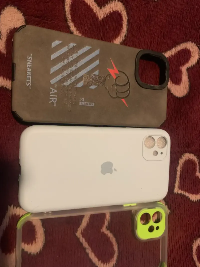 Carcasas iPhone 11 - 2
