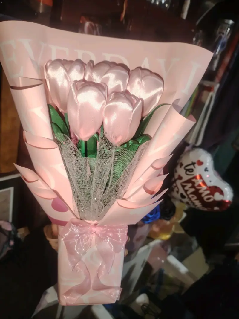Ramo de 5 tulipanes eternos. - 2