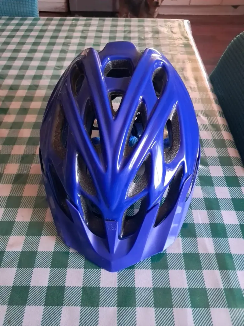 Casco y zapatillas - 3