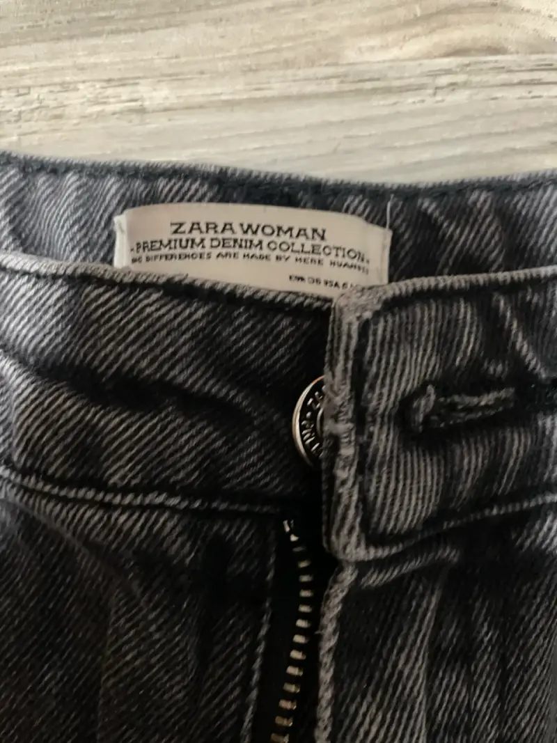 Short Zara - 2