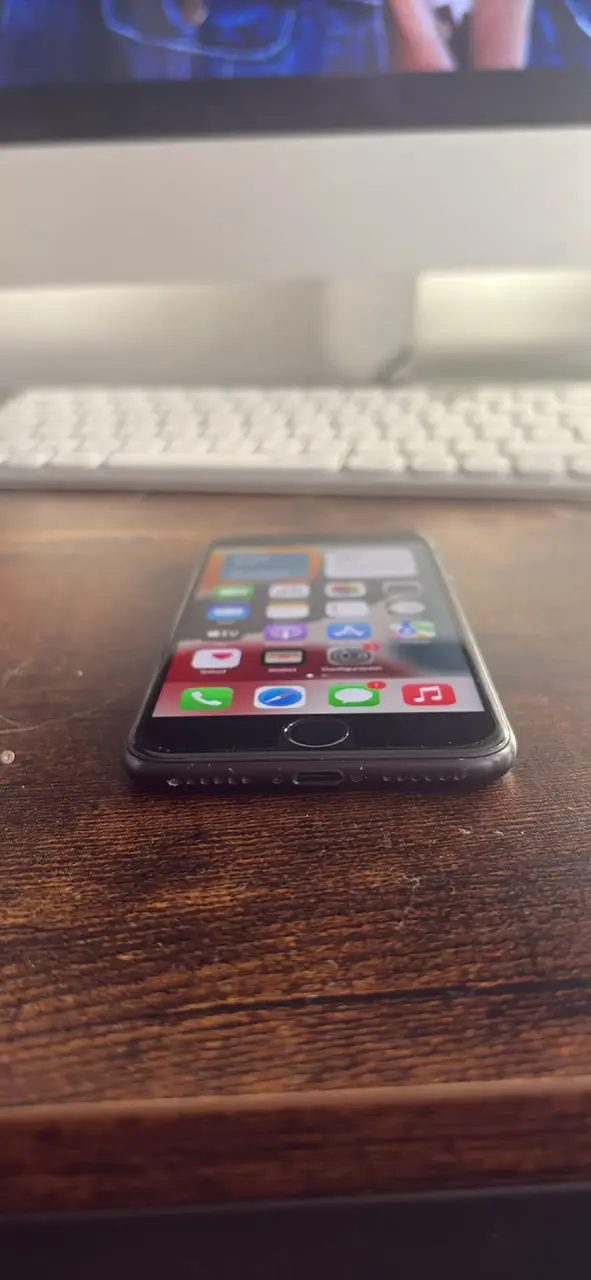 iPhone 7 128 - 2