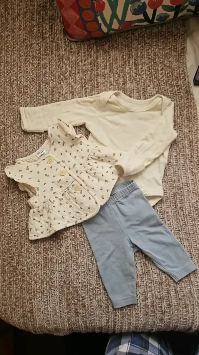 Ropa de bebé niña - miniatura 2