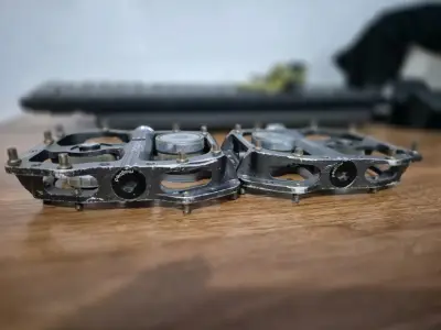 Pedales Magnéticos Magped 2 Enduro 200N MTB - miniatura 4
