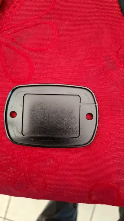 Yamaha Bolt tapa bomba freno delantero - miniatura 2