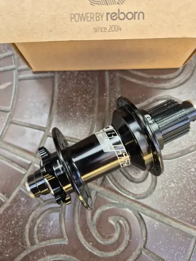 Maza Trasera Koozer BM550 eje Boost Microspline - miniatura 3