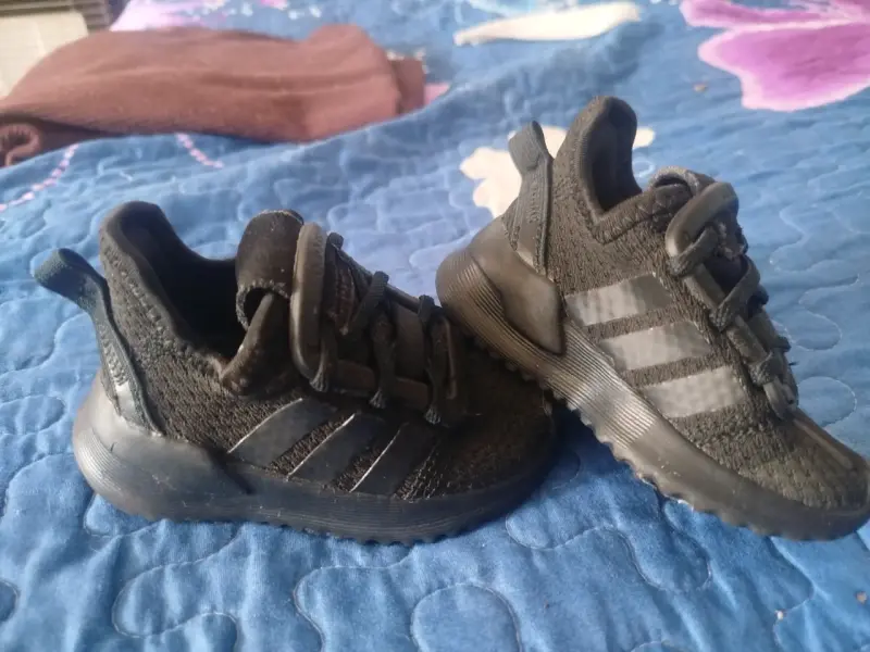 Zapatillas bebe Adidas talla 19 - 2