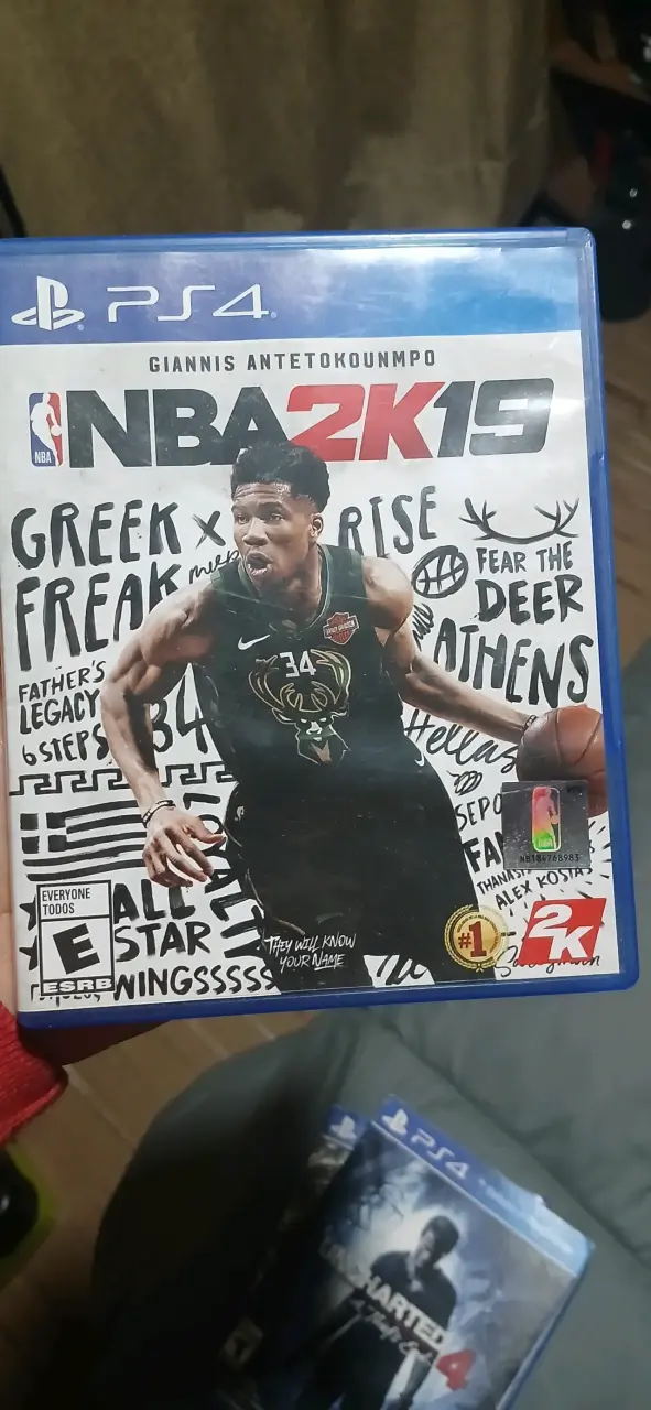 NBA 2K19 PS4 - 1