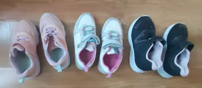 Ropa de niña juguetes - miniatura 8