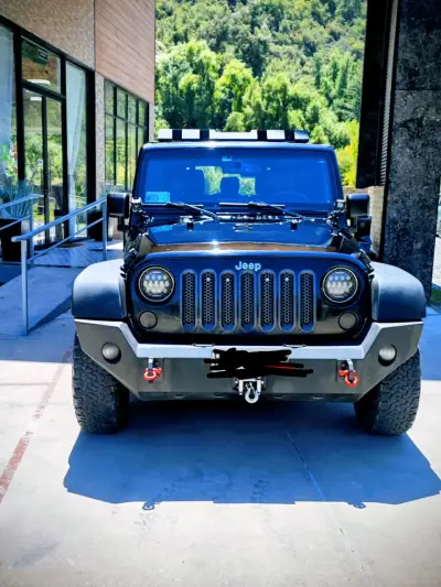 Jeep Wrangler jk  4x4 - miniatura 1