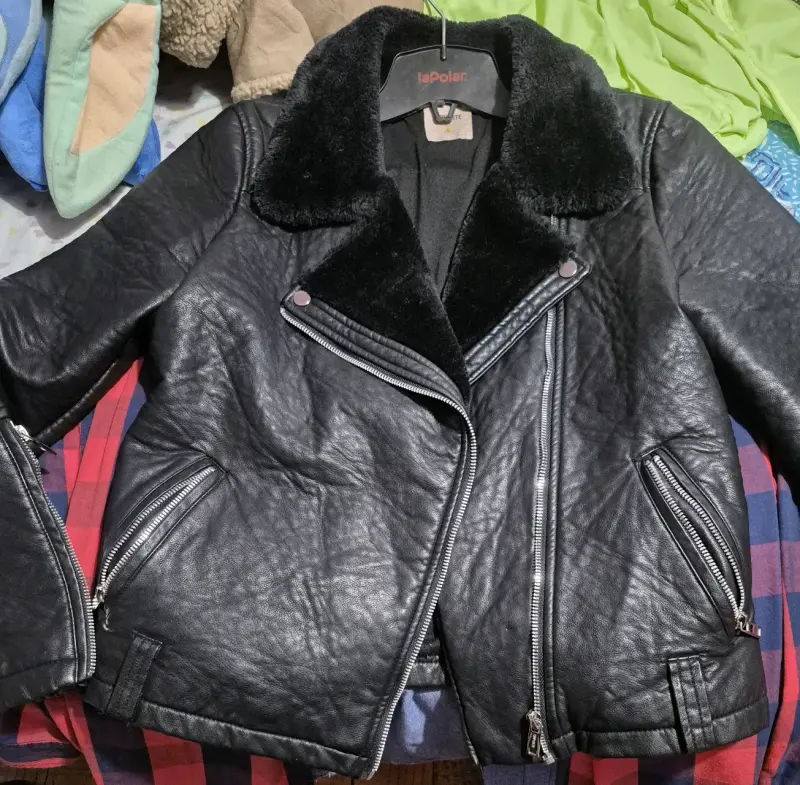 Chaketa oposite usada - 5
