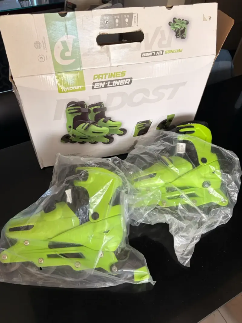 Patines casi nuevos  1 uso talla 39-42 - 2