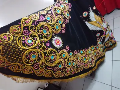 Capa de gala baile diablada - miniatura 4