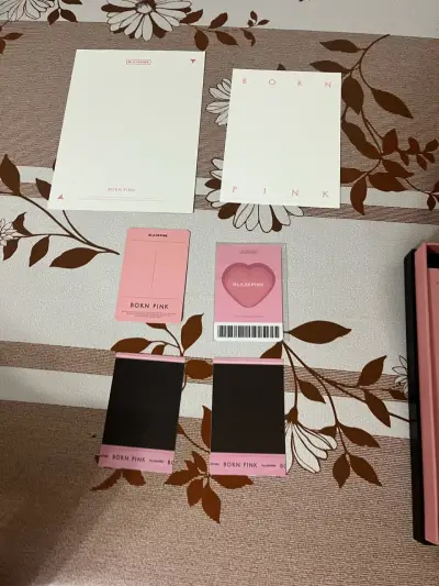 Blackpink album Born Pink ver. negra - miniatura 4
